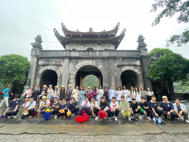 5b99f2b76d76c928906758