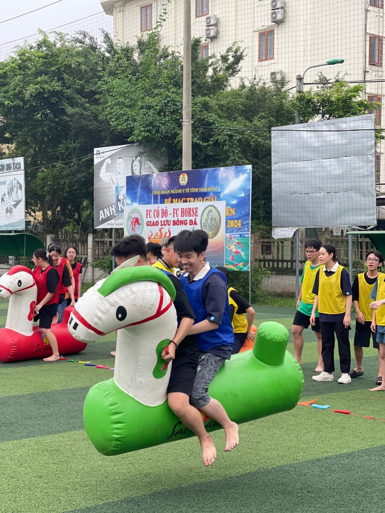 5d2695f31732b36cea2375